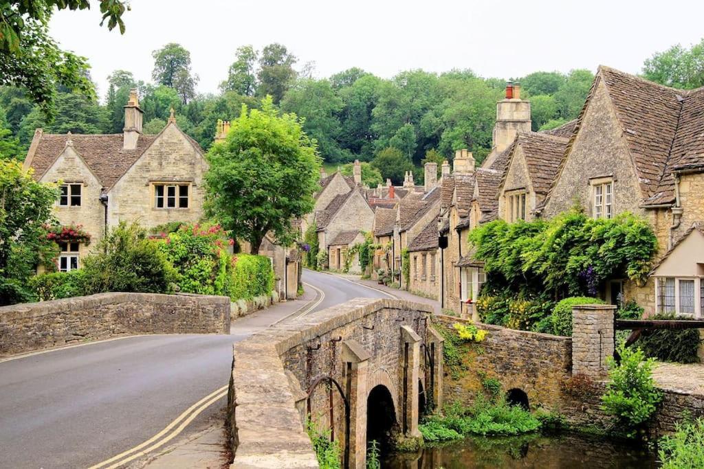 Cotswold Manor House - Country House Retreat With Hot Tub, Ideal For Large Groups Petty France Exterior foto